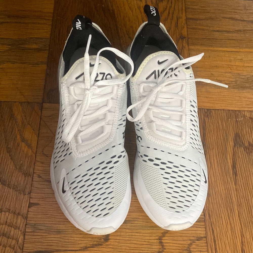 NIKE AIR MAXX